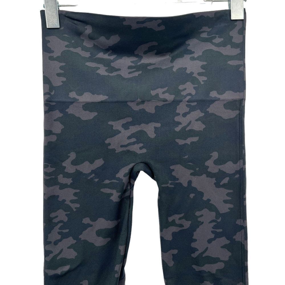 Spanx Look At Me Know Seamless Camo Grey Blue Leggings Size Large